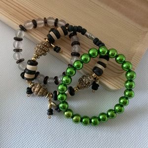 Clear & brown, green acrylic bead stretchy, mix wood beads screw clasp bracelet